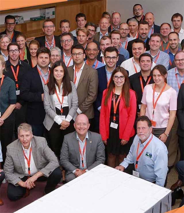Group photo of poeple of the IFCN Supporter Conference